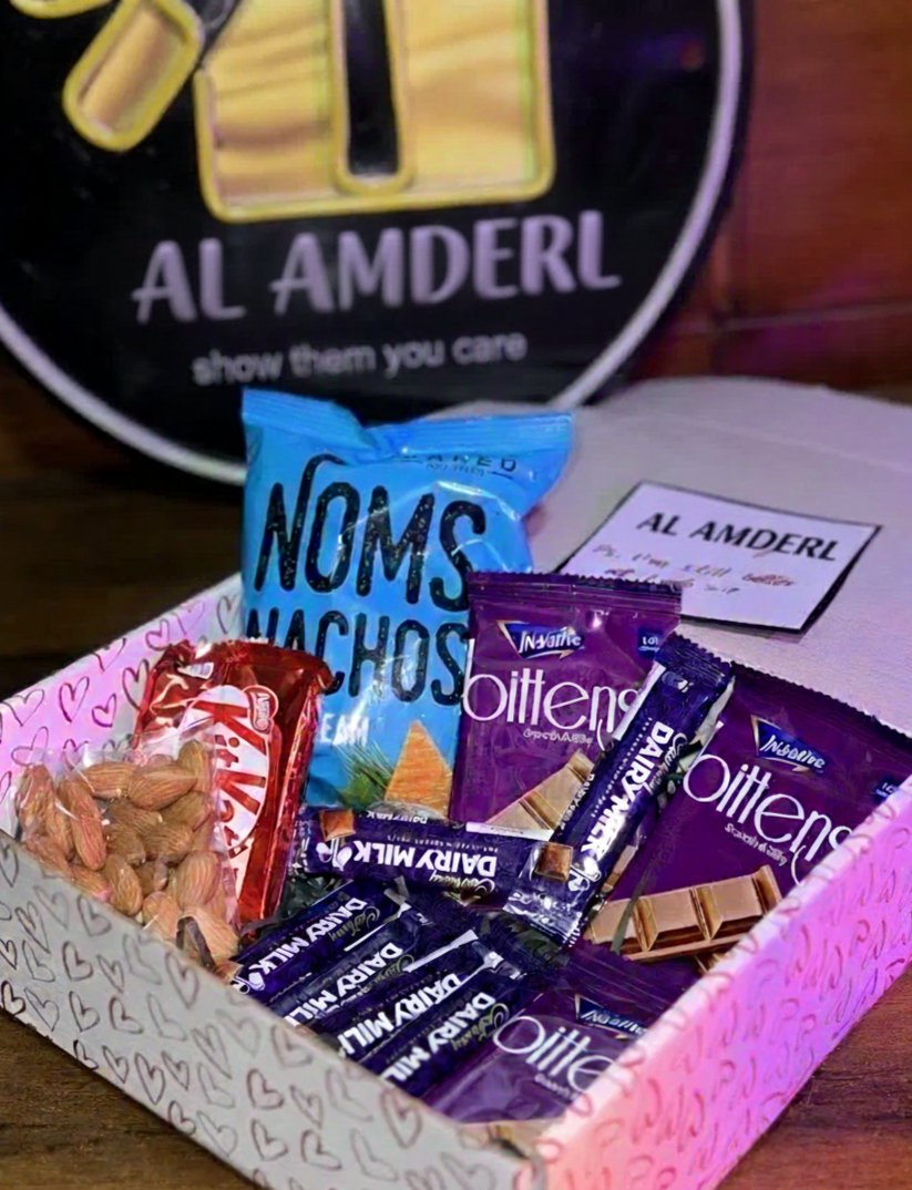 Amderl Sweet & Savory Indulgence Box