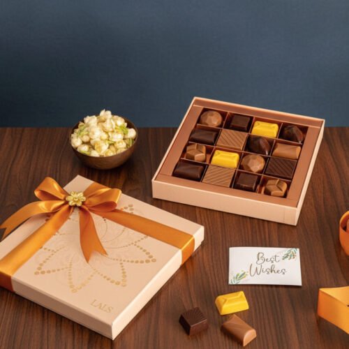 Jasmine Rosé Luxe Chocolate Box (16 Pcs)